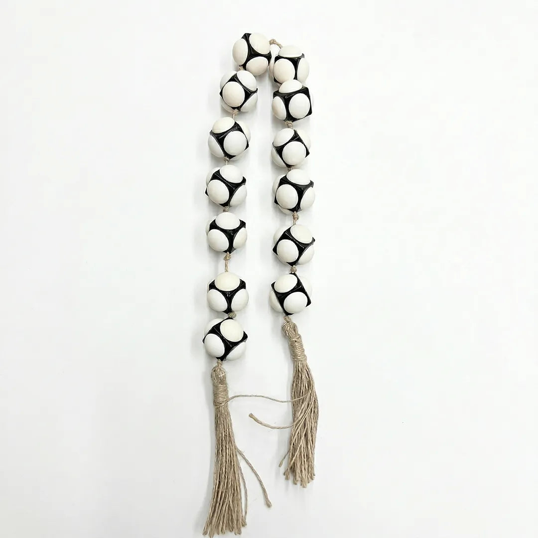 RI25-NG11 Luhpar Decorative Patterned Bead Garland Black & White with Tassels