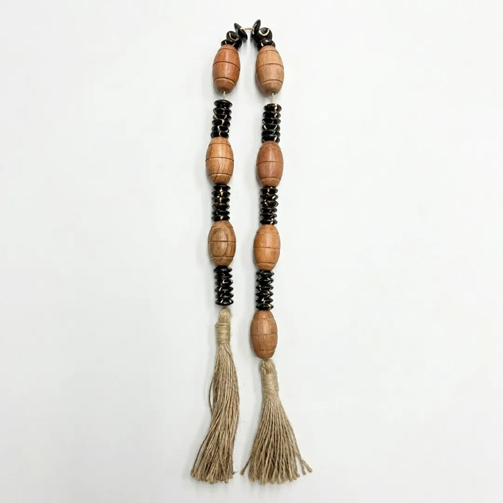 RI25-NG20 Luhpar Decorative Wooden Bead Garland with Tassels
