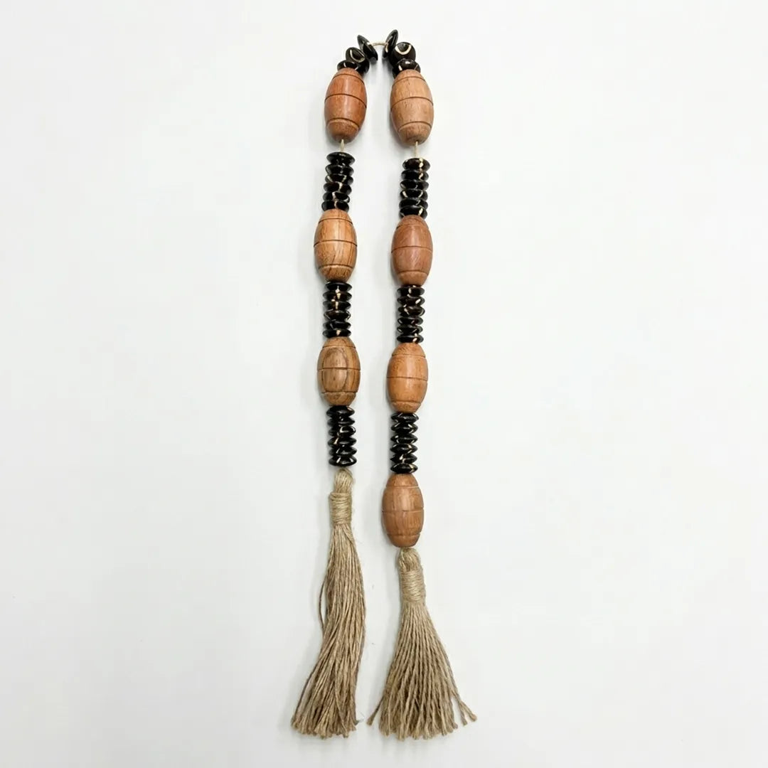 RI25-NG20 Luhpar Decorative Wooden Bead Garland with Tassels
