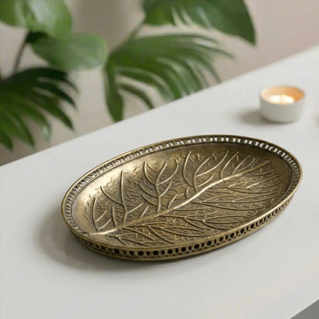 25275A-1 Luhpar Antique Gold Oval Metal Tray with Leaf Design (Small / Medium)
