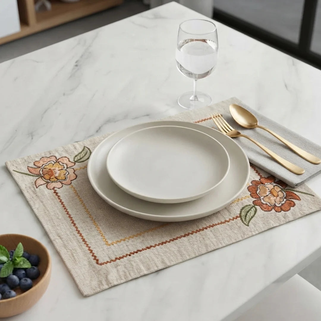 Artisanal Floral Embroidered Placemats – Set of 6, 45 × 30 cm