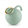 6170 Eva Solo Premium Sculptural Vacuum Jug – Matte Sage Green & Gold, 1.0 Litre