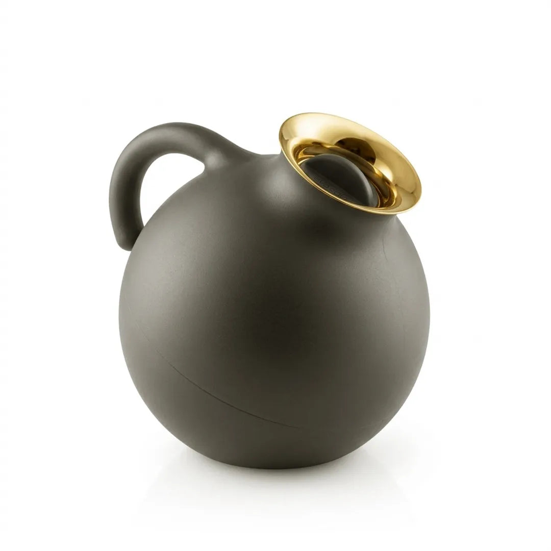 6171 Eva Solo Premium Sculptural Vacuum Jug – Matte Charcoal Grey & Gold, 1.0 Litre