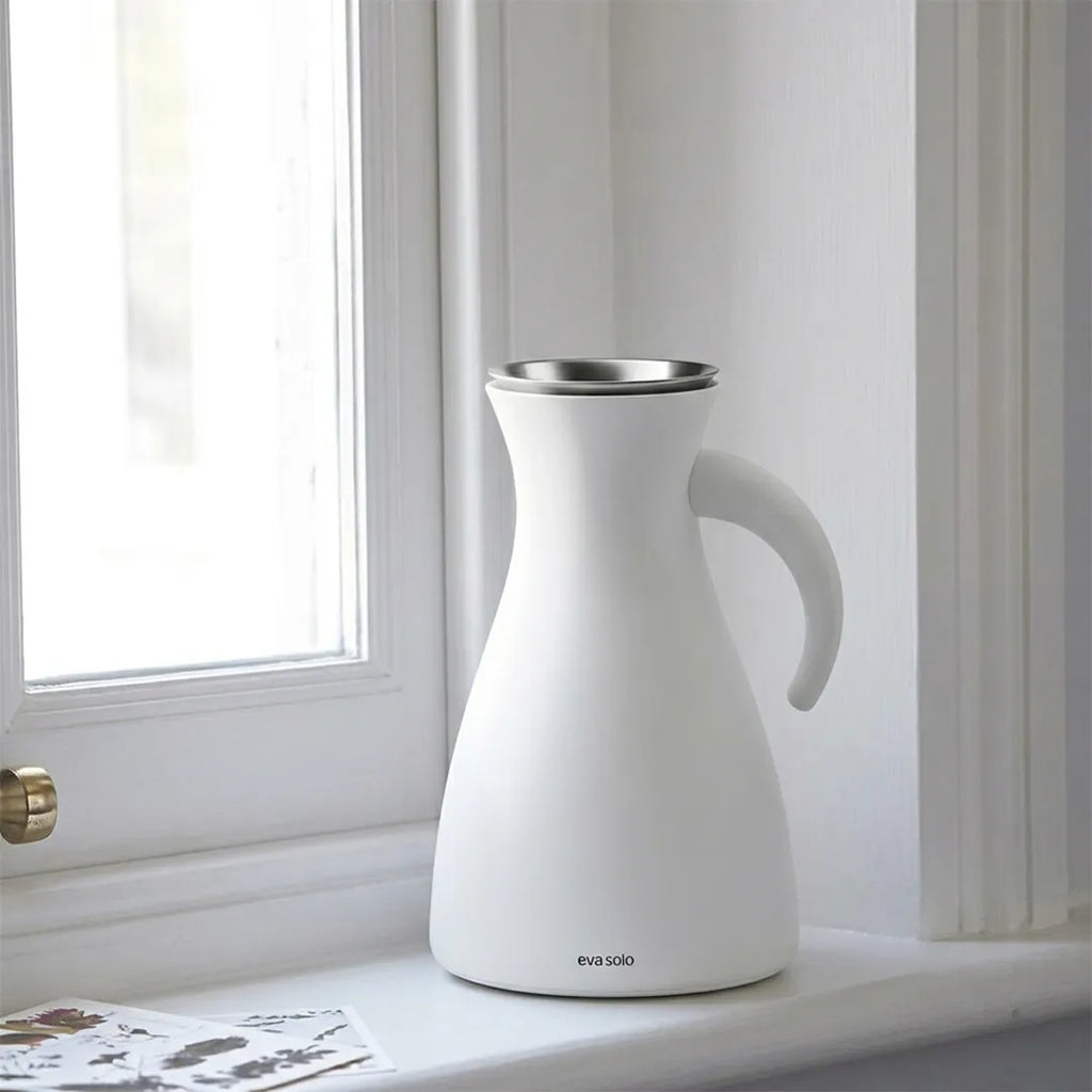6690 Eva Solo Premium Insulated Vacuum Jug – Matte White, 1.0 Litre