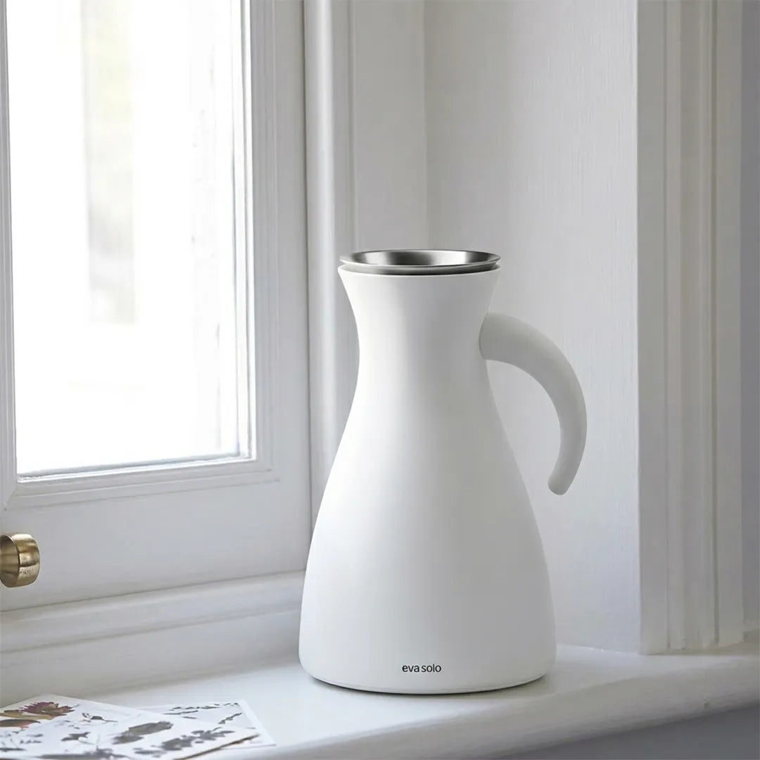 6690 Eva Solo Premium Insulated Vacuum Jug – Matte White, 1.0 Litre
