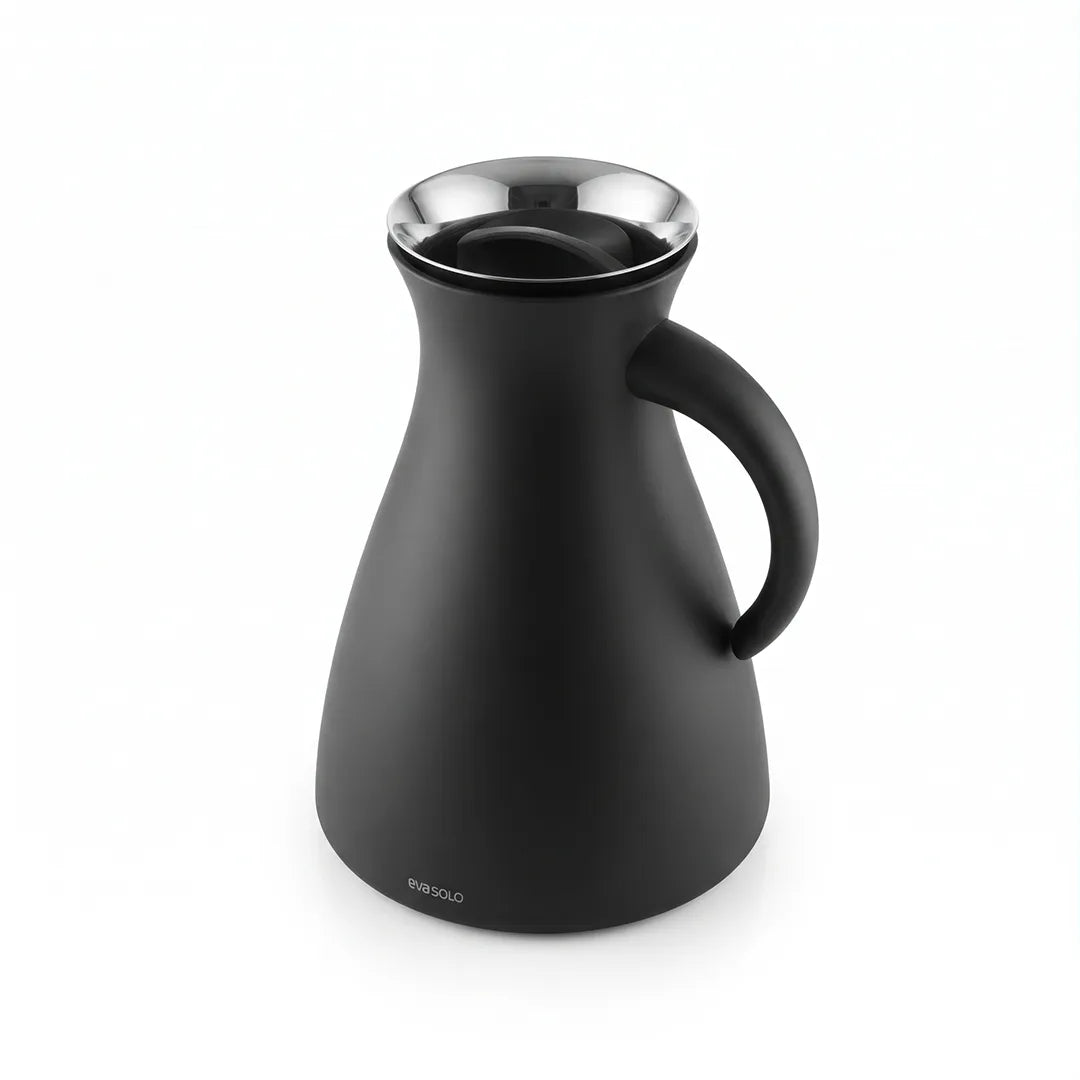 6691 Eva Solo Sculptural Vacuum Jug – Matte Charcoal Black, 1.0 Litre
