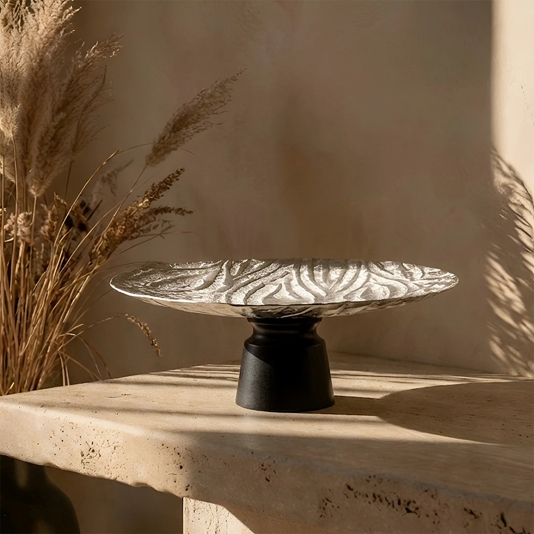 74899-C Luhpar Wave Textured Aluminum Round Cake Stand (Large)