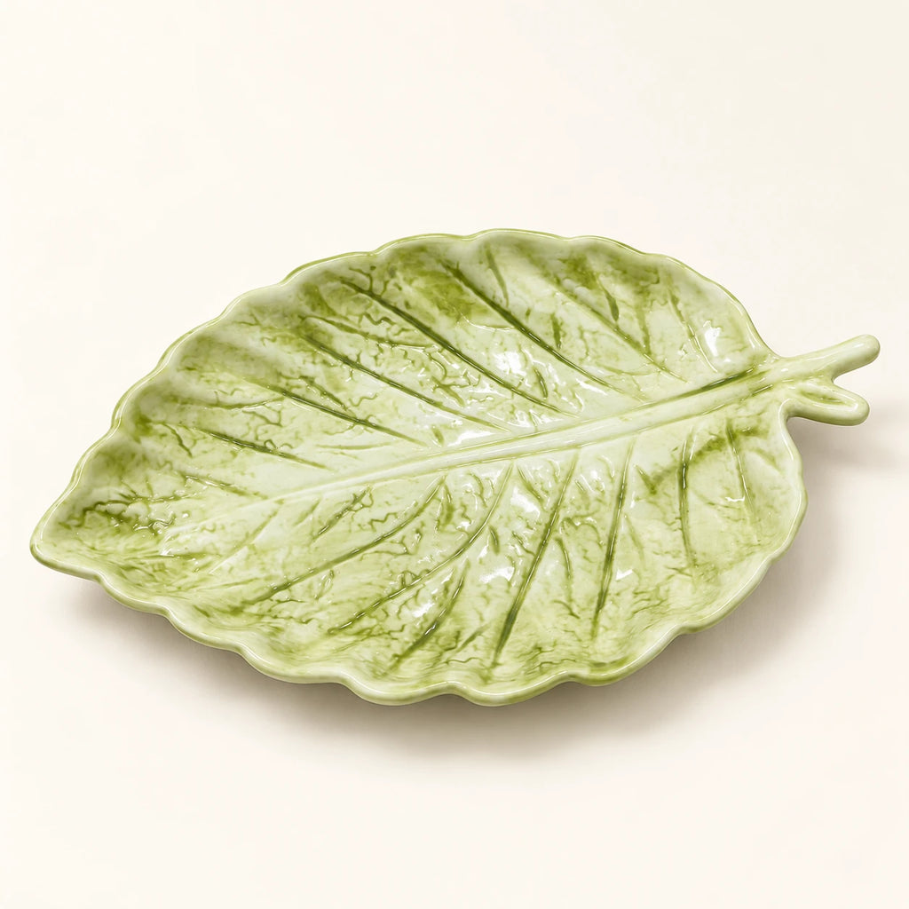 Berry Bloom fresh green leaf plate in glossy New Bone China, 20.3 x 11.7 cm