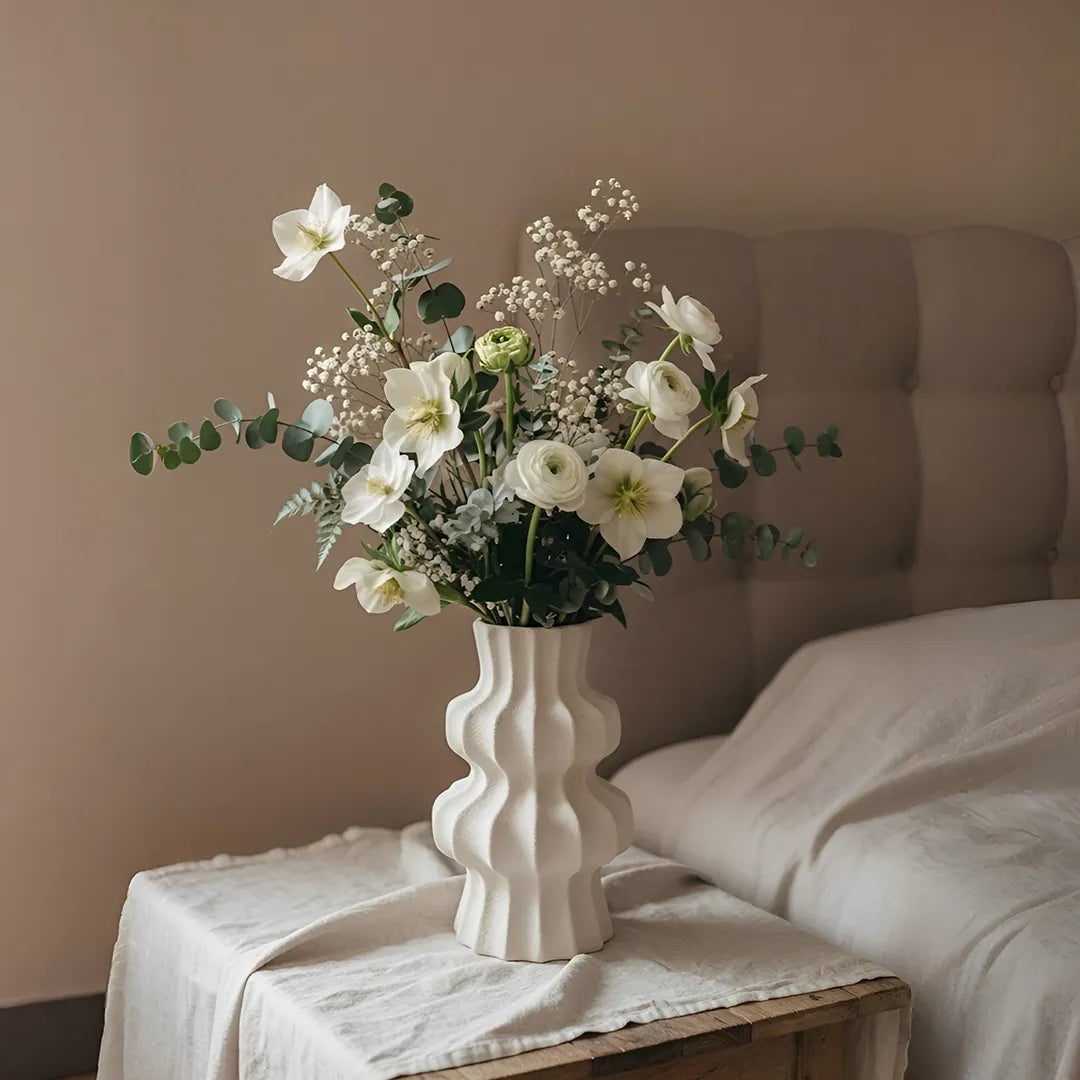 SD631 Ceramic Flower Vase Textured Sculptural Decorative Vase 27 cm