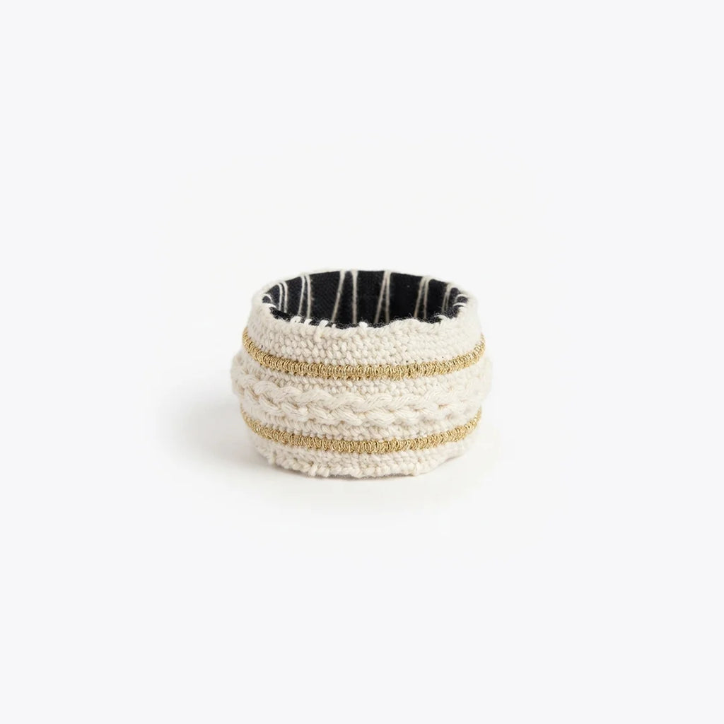 Artisanal Ivory & Gold Braided Napkin Rings – Set of 6, 5 cm