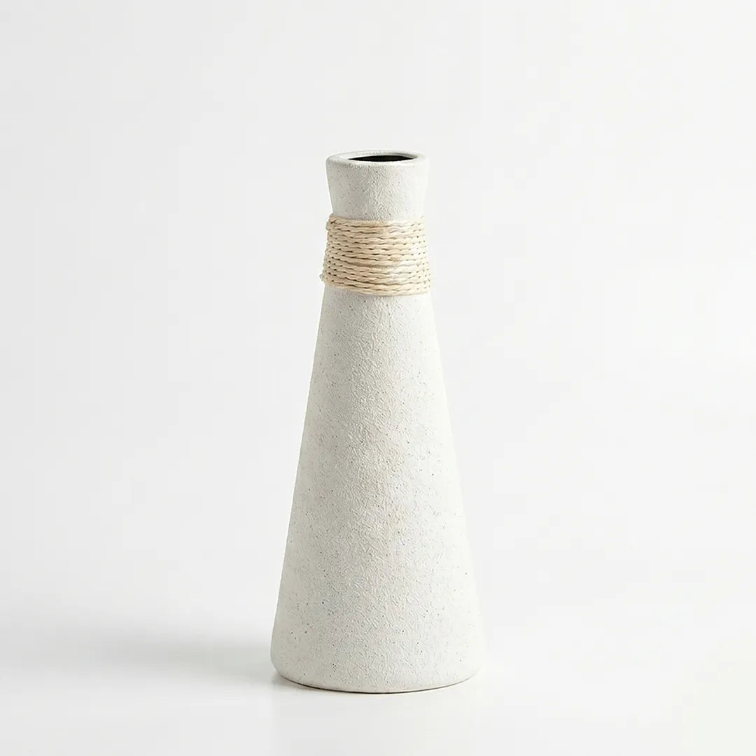 20251026 Flower Pot Ivory 18cm